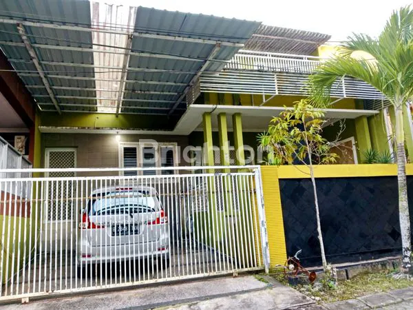 image RUMAH CANTIK DUA LANTAI (1)