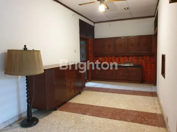 image RUMAH SIAP HUNI DI JEMURSARI, SURABAYA (3)
