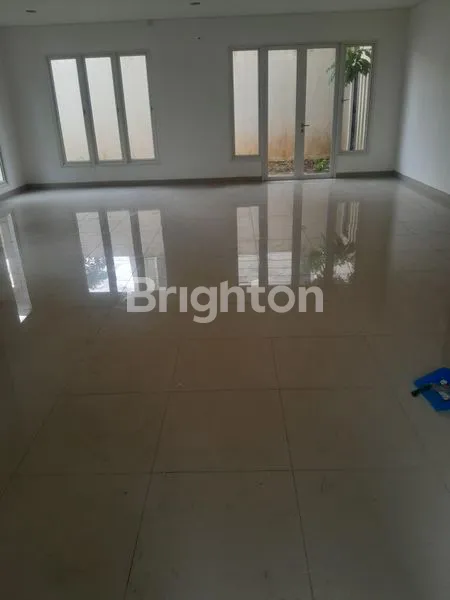 image RUMAH DEKAT WISATA KULINER, MEWAH & CANTIK ORCHARD PARK BATAM CENTER SIAP HUNI! (3)