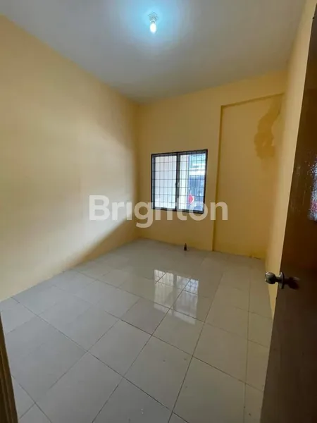 image RUMAH STANDART SIAP HUNI DI TIBAN POINT (4)