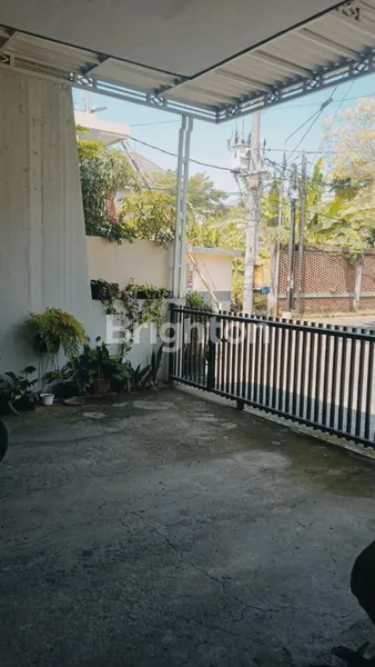 image RUMAH TINGGAL SIAP HUNI LOKASI HOOK PERUMAHAN MASJID AGUNG RESIDENCE (6)