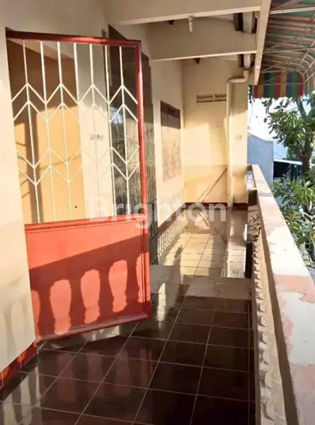 image RUMAH KOS MINIMALIS DI SEMAMPIR, DEKAT MERR (3)