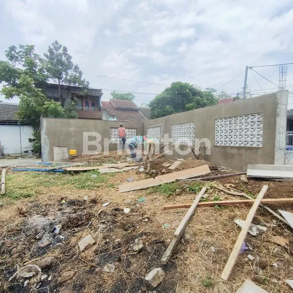 image TANAH KAVLING SUDAH BERPAGAR AREA OMA VIEW DEKAT EXIT TOL SAWOJAJAR MALANG (1)