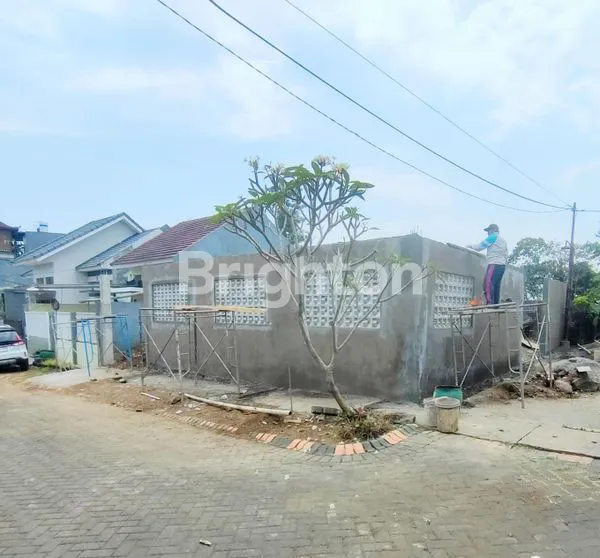 image TANAH KAVLING SUDAH BERPAGAR AREA OMA VIEW DEKAT EXIT TOL SAWOJAJAR MALANG (2)