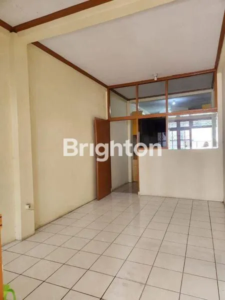 image RUMAH TANJUNG DUREN ALPUKAT 2 TINGKAT JALAN 2 MOBIL MURAH  3M X 15M SHM JAKBAR (2)