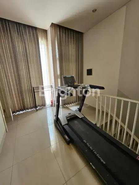 image TERMURAH ROW 3. GRAHA SENTOSA,NIRWANA EKSEKUTIF,WONOREJO,KENDALSARI,MEDOKAN,SEMOLOWARU,NGINDEN INTAN,BARUK,PENJARINGAN ASRI,PANDUGO,KLAMPI ANOM,WISMA MUKTI,PURI GALAXY BUMI PERMAI ARAYA,KOALA REGENCY 21,KEPUTIH,HANG TUAH,UPH PELITA HARAPAN,MANYAR REJO (3)