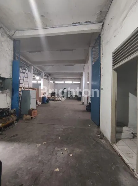 image GUDANG KANTOR 2 LANTAI BAMBU LARANGAN CENGKARENG SIAP PAKAI (2)