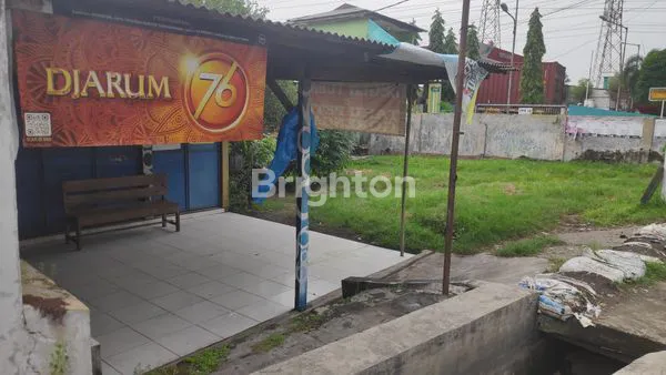image TANAH DI 0 JALAN MASTRIP BONUS BANGUNAN LAMA (5)