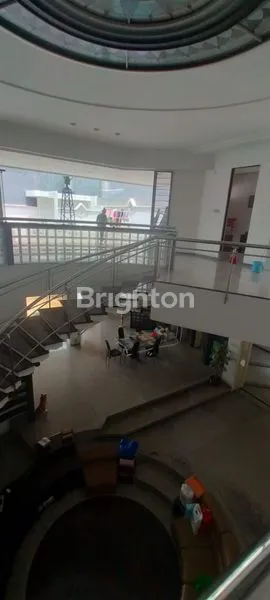 image RUMAH LOKASI STRATEGIS DI DHARMAHUSADA INDAH SURABAYA (1)