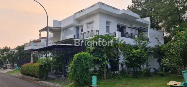 image RUMAH 2,5 LANTAI DI BSD TANGERANG (1)