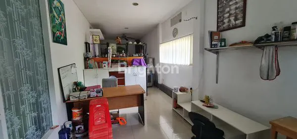 image RUMAH 2,5 LANTAI DI BSD TANGERANG (6)
