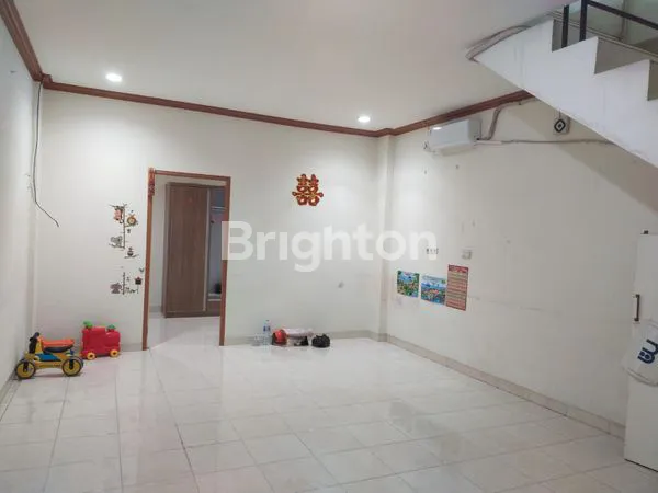 image RUKO 3 LANTAI JELAMBAR SIAP HUNI (5)