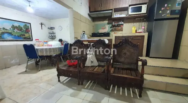 image RUMAH DI PADEMANGAN TIMUR 2,5 LANTAI JAKARTA UTARA (6)