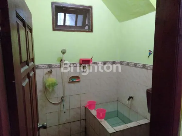image RUMAH ISTIMEWA 2 LANTAI DI TENGAH KOTA JOMBANG (8)