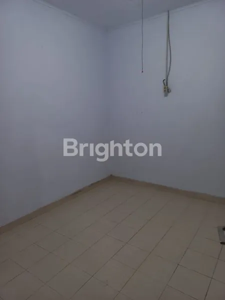 image RUMAH CLUSTER SIAP HUNI POSISI HOOK (6)