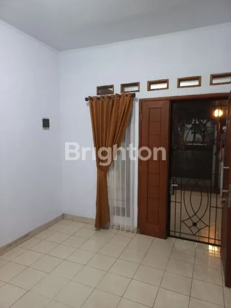 image RUMAH CLUSTER SIAP HUNI POSISI HOOK (3)