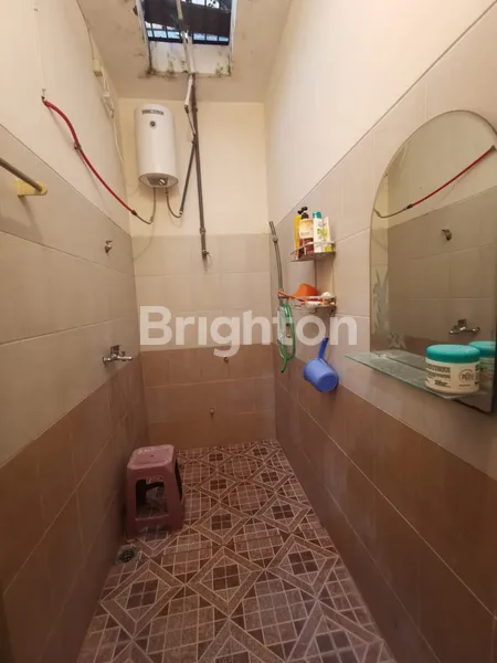 image JUAL RUMAH DEPAN TAMAN DI BABATAN MUKTI, WIYUNG, SURABAYA (6)