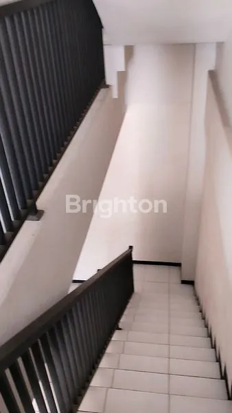 image RUKO NEW GRESS MANYAR 3 LANTAI. DEKAT RAYA MANYAR (3)