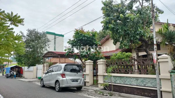 image JUAL CEPAT!! RUMAH DI KERTEN LAWEYAN (2)