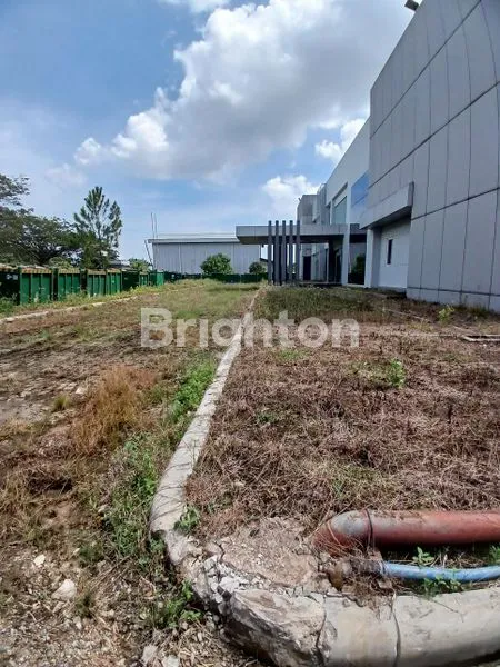 image KANTOR BARU 2 LANTAI SIAP PAKAI SELANGKA KE IKN DI JL.PULAU BALANG (6)