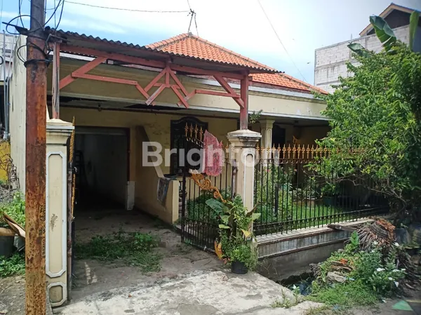 image RUMAH STRATEGIS SURABAYA SELATAN HITUNG TANAH DEKAT KAMPUS (2)