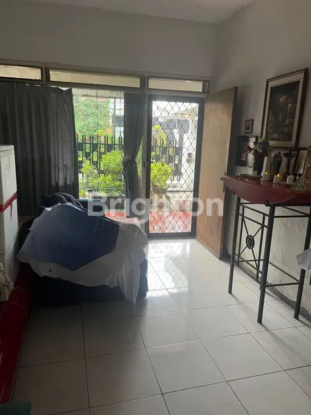 image RUMAH SIAP HUNI DI BARATA JAYA SURABAYA  (3)