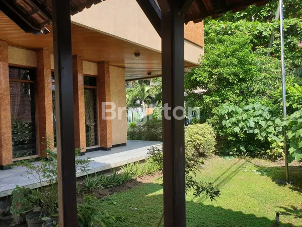 image RUMAH USAHA AREA KOMERSIAL RAMAI COCOK UNTUK USAHA DARMO PERMAI TIMUR SECOND ROAD RAMAI (5)