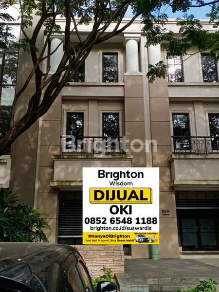 image RUKO GANDENG DUA 3 LANTAI ORCHAD  BATAM CENTRE (1)