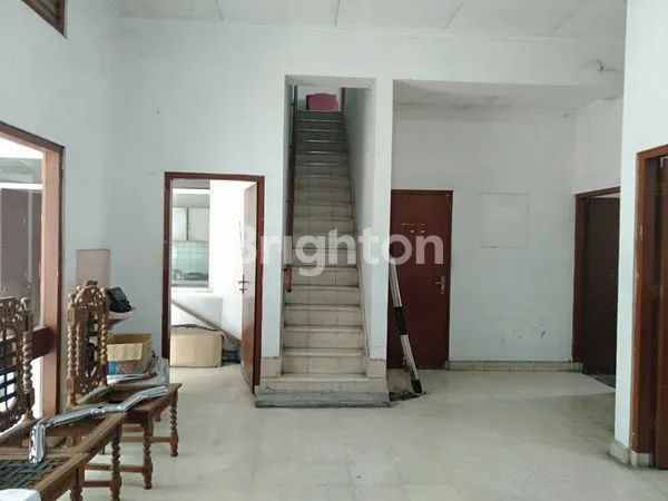 image DIJUAL DAN DISEWAKAN RUMAH BARATA JAYA (3)