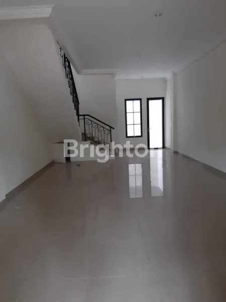 image RUKO GANDENG DUA 3 LANTAI ORCHAD  BATAM CENTRE (2)