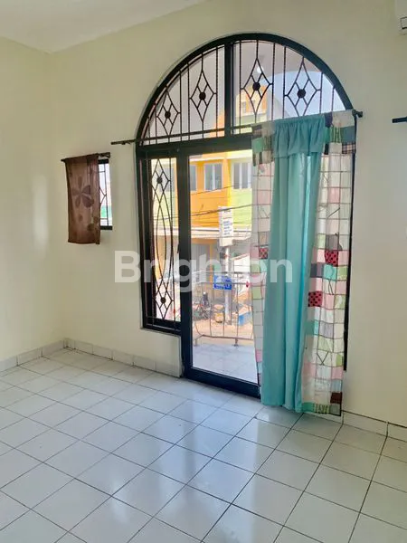 image RUKO 3 LANTAI SIAP PAKAI DI SEMARANG TENGAH (5)