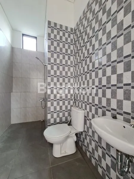 image HUNIAN BARU 2 LANTAI CILANDAK JAKARTA SELATAN (5)