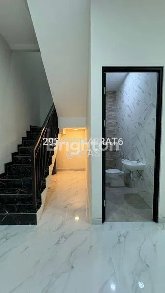 image RUMAH BARU RUNGKUT ASRI DEKAT MCD & SUPERINDO (5)