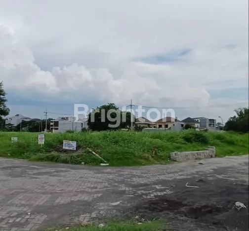 KAVLING SEBELAH  'LA FLEUR  DIAN ISTANA'