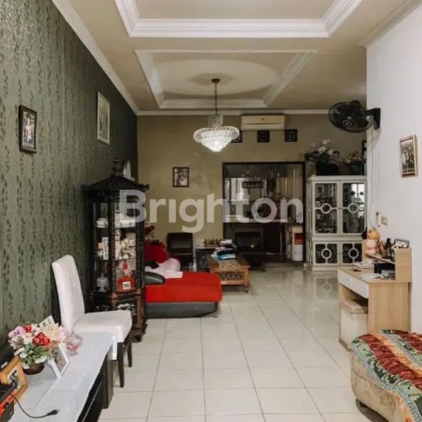 image RUMAH 2 LANTAI SIAP HUNI (4)