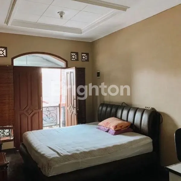 image RUMAH 2 LANTAI SIAP HUNI (7)