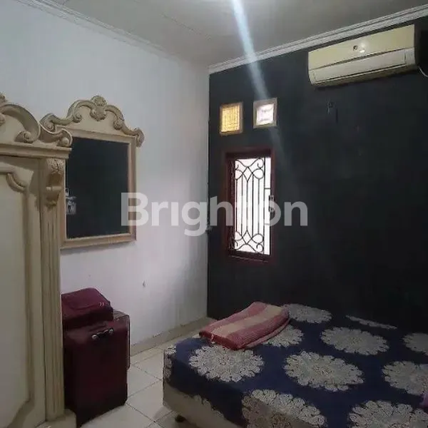 image RUMAH 2 LANTAI SIAP HUNI (8)