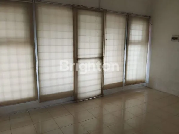 image RUKO 3 LANTAI COCOK UNTUK PERKANTORAN SISA 1 UNIT SAJA DEKAT ARTOS MALL MAGELANG  (4)