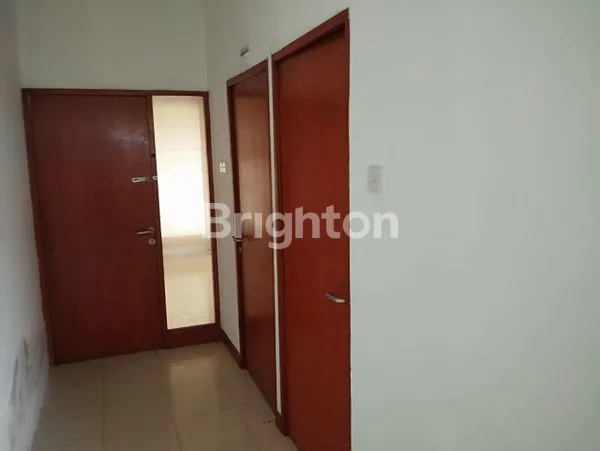 image RUKO 3 LANTAI COCOK UNTUK PERKANTORAN SISA 1 UNIT SAJA DEKAT ARTOS MALL MAGELANG  (6)