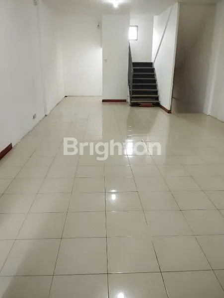image RUKO 3 LANTAI COCOK UNTUK PERKANTORAN SISA 1 UNIT SAJA DEKAT ARTOS MALL MAGELANG  (8)