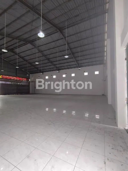 image RUKO SHOWROOM + KANTOR LUAS, KOTA KEDIRI (4)