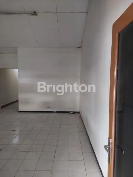 image RUKO 1,5 LANTAI AREA PERKANTORAN DI SEMARANG INDAH (2)