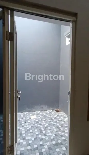 image RUMAH BARU GRESS DI DOLOG JENGGOLO SIDOARJO (7)