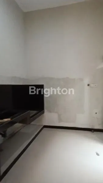 image RUMAH BARU GRESS DI DOLOG JENGGOLO SIDOARJO (6)