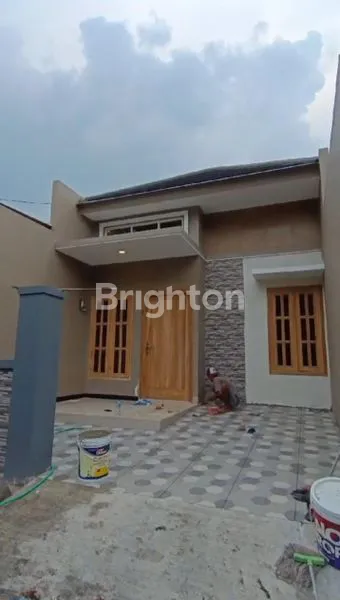 image RUMAH BARU GRESS DI DOLOG JENGGOLO SIDOARJO (1)