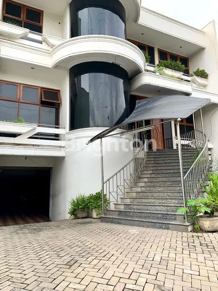 image RUMAH RAYA DHARMAHUSADA INDAH (1)