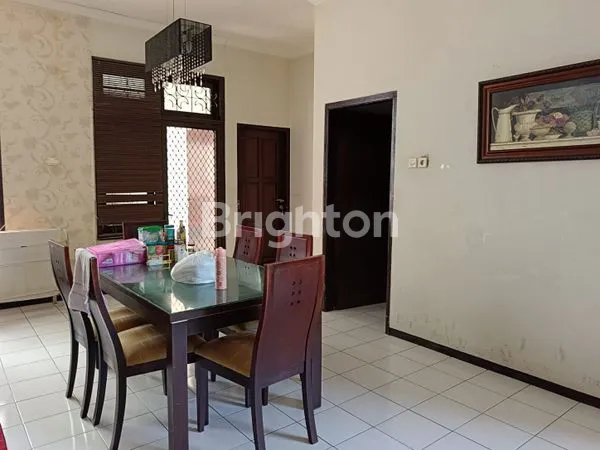 image SELANGKAH RAYA JEMURSARI PRAPEN RUMAH HOOK SIAP HUNI (3)