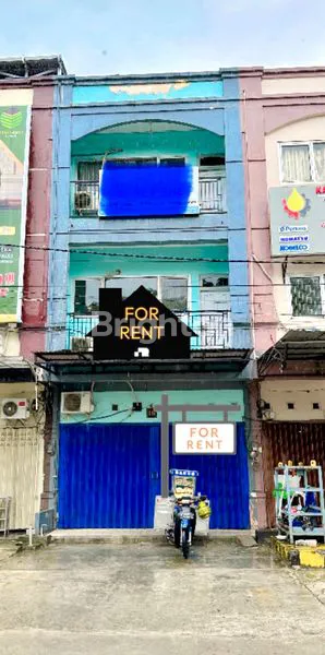 image RUKO DUA LANTAI PINGGIR JALAN RAYA (1)