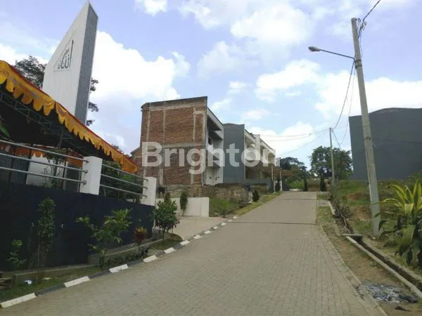 image RUMAH BARU DI CIKUTRA DEKAT GEDUNG SATE, BANDUNG (7)