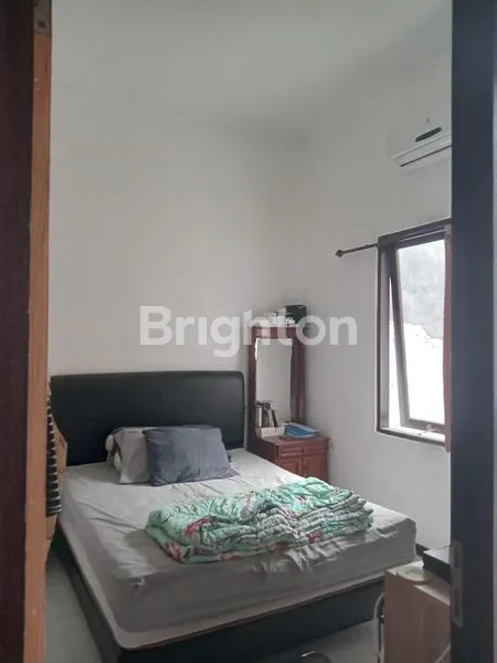 image RUMAH TENGAH KOTA SIDOARJO BUTUH CEPAT LAKU (2)